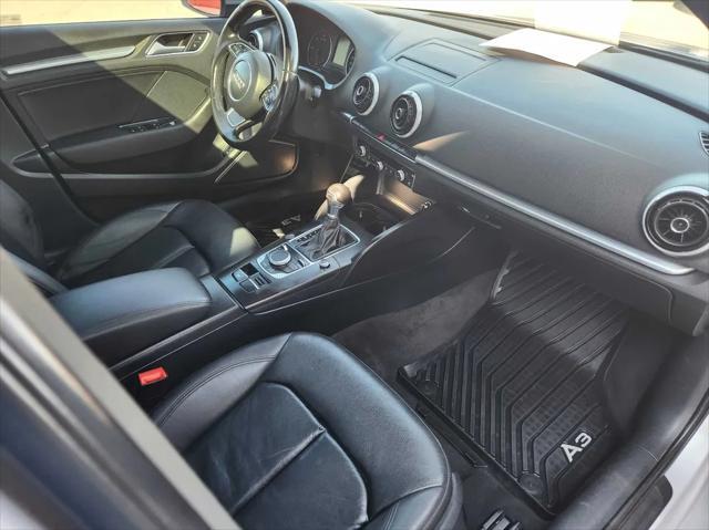 Photo of 2015 Gray Audi A3