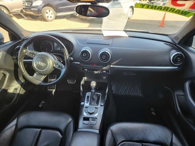 Photo of 2015 Gray Audi A3