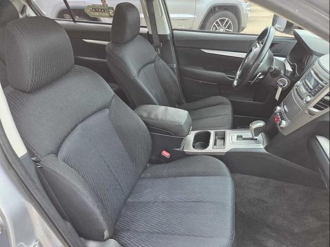 Photo of 2012 Ice Silver Metallic Subaru Legacy