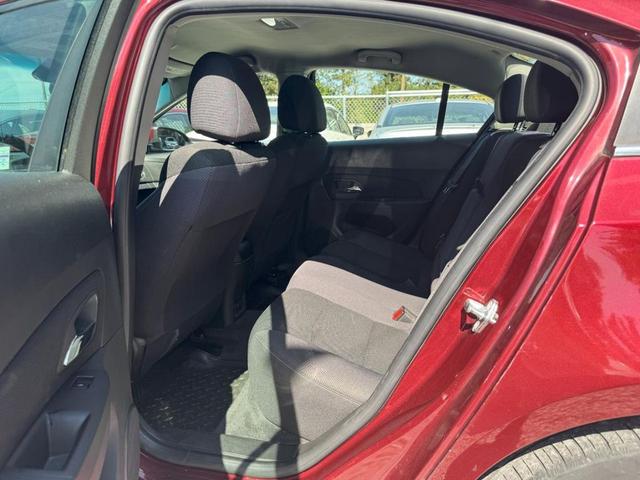 Photo of 2015 Red Chevrolet Cruze