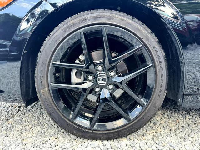 Photo of 2024 Crystal Black Pearl Honda Civic