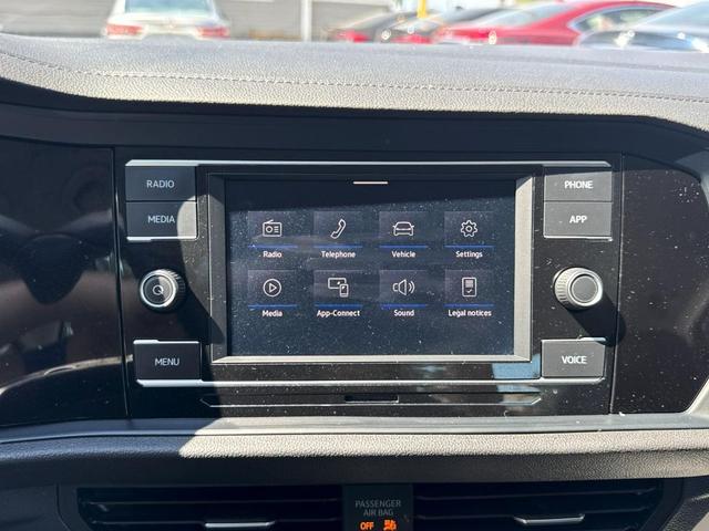 Photo of 2024 Platinum Gray Metallic Volkswagen Jetta