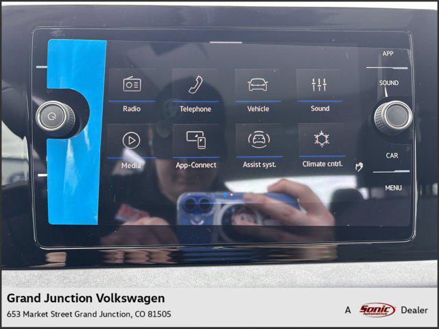 Photo of 2025 Deep Black Pearl Volkswagen Jetta