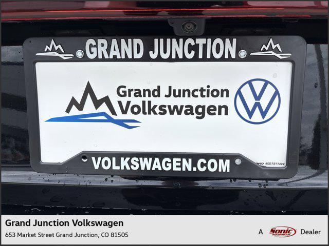 Photo of 2025 Deep Black Pearl Volkswagen Jetta