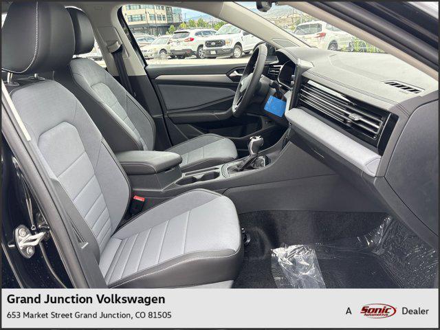 Photo of 2025 Deep Black Pearl Volkswagen Jetta