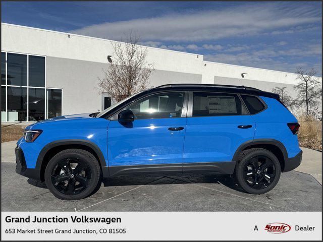 Photo of 2025 Cornflower Blue W/Black Roof Volkswagen Taos