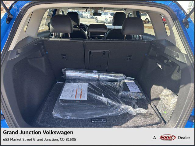 Photo of 2025 Cornflower Blue W/Black Roof Volkswagen Taos