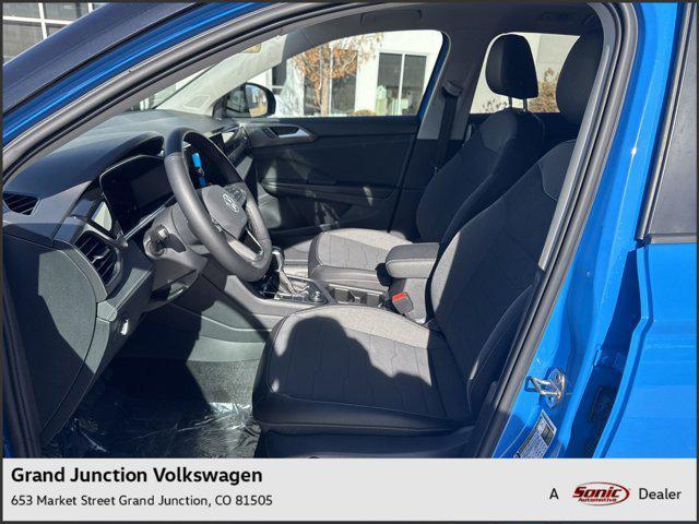 Photo of 2025 Cornflower Blue W/Black Roof Volkswagen Taos