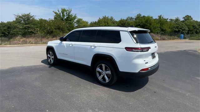 Photo of 2021 Bright White Clearcoat Jeep Grand Cherokee L