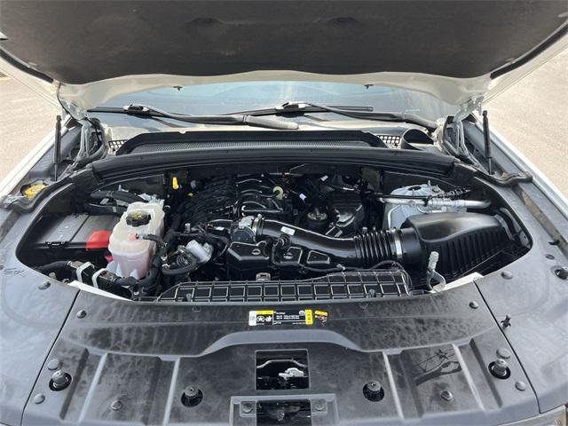 Photo of 2021 Bright White Clearcoat Jeep Grand Cherokee L