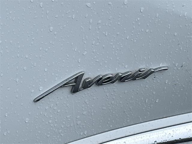 Photo of 2021 Summit White Buick Envision