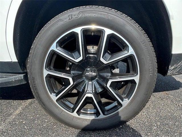 Photo of 2022 Summit White Chevrolet Tahoe