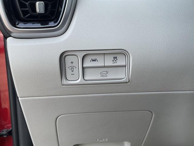 Photo of 2023 Runway Red Kia Sorento Hybrid