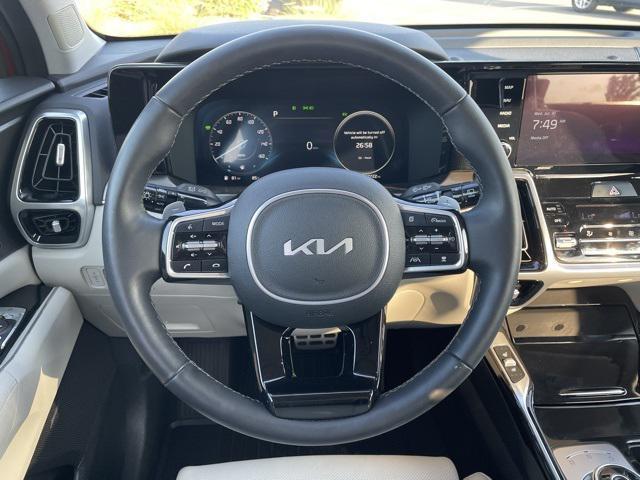 Photo of 2023 Runway Red Kia Sorento Hybrid