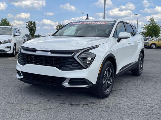 Photo of 2024 Snow White Pearl Kia Sportage Hybrid