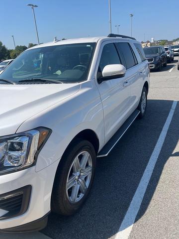 Photo of 2019 White Platinum Metallic Tri-Coat Ford Expedition