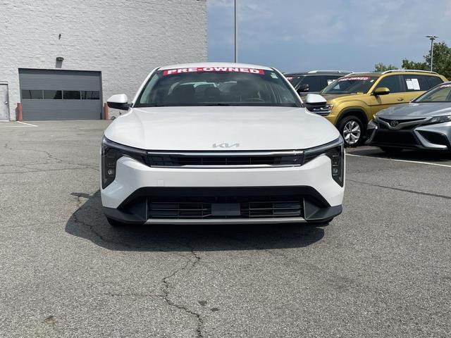 Photo of 2025 Snow White Pearl Kia K4