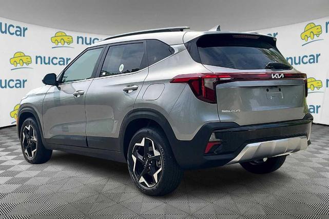 Photo of 2024 Steel Gray Kia Seltos