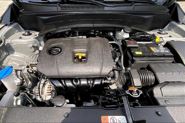 Photo of 2024 Steel Gray Kia Seltos