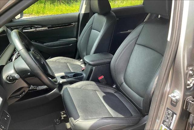 Photo of 2024 Steel Gray Kia Seltos