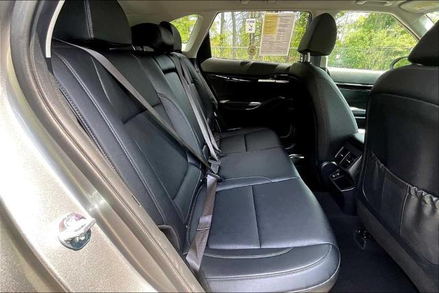 Photo of 2024 Steel Gray Kia Seltos