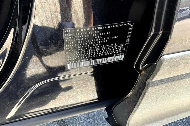 Photo of 2022 Deep Black Pearl Effect Volkswagen Tiguan