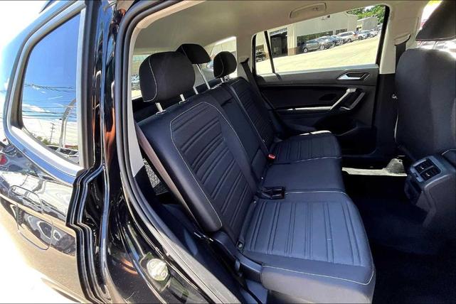 Photo of 2022 Deep Black Pearl Effect Volkswagen Tiguan