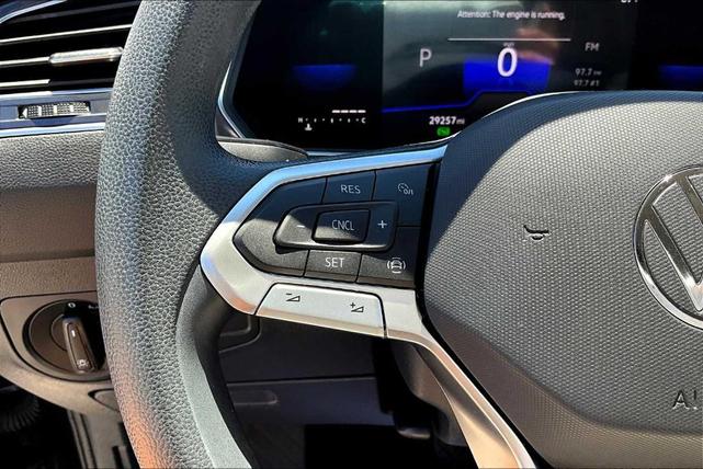 Photo of 2022 Deep Black Pearl Effect Volkswagen Tiguan
