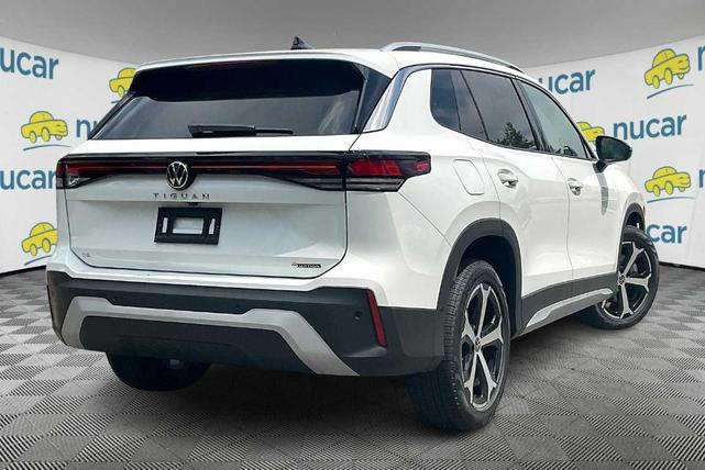 Photo of 2025 Pure White Volkswagen Tiguan