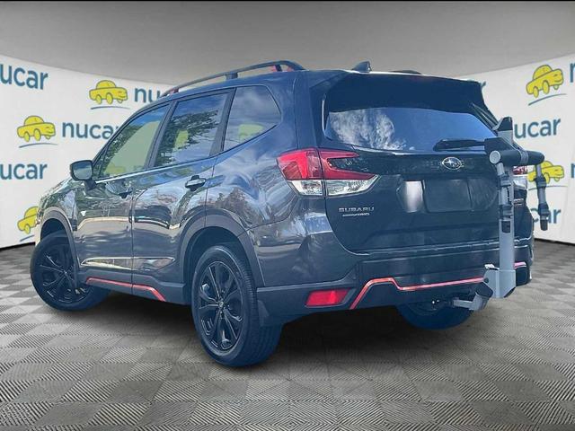 Photo of 2021 Magnetite Gray Metallic Subaru Forester