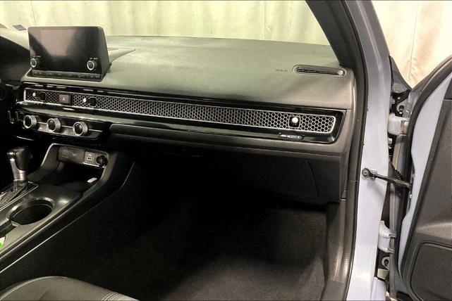 Photo of 2022 Sonic Gray Pearl Honda Civic
