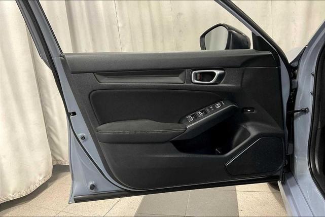 Photo of 2022 Sonic Gray Pearl Honda Civic