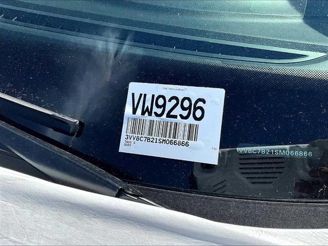 Photo of 2025 Platinum Gray Metallic Volkswagen Taos
