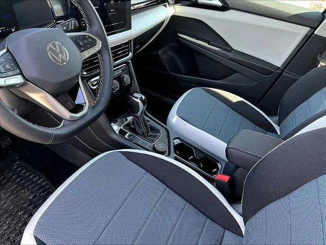 Photo of 2025 Platinum Gray Metallic Volkswagen Taos