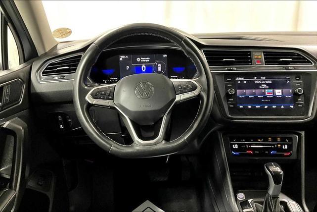Photo of 2022 Pyrite Silver Metallic Volkswagen Tiguan