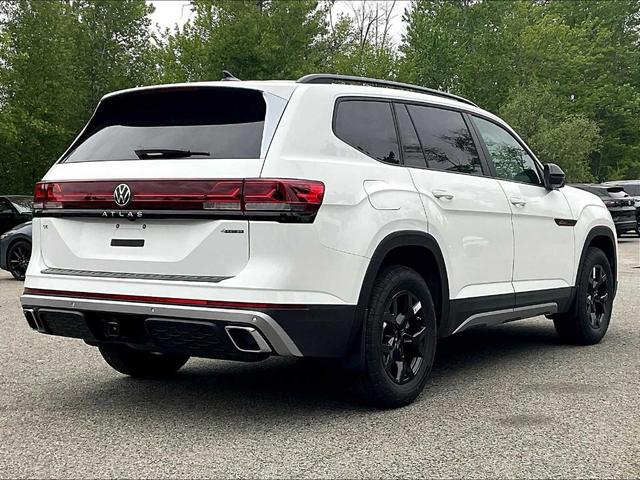 Photo of 2025 Pure White Volkswagen Atlas