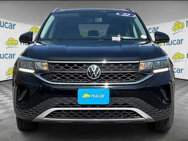 Photo of 2022 Deep Black Pearl Effect Volkswagen Taos
