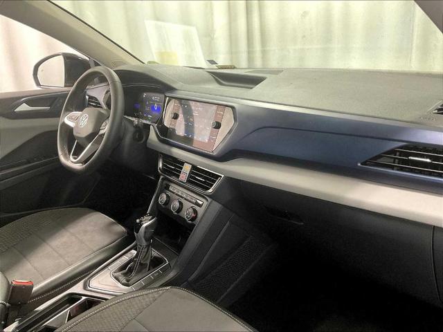 Photo of 2022 Deep Black Pearl Effect Volkswagen Taos