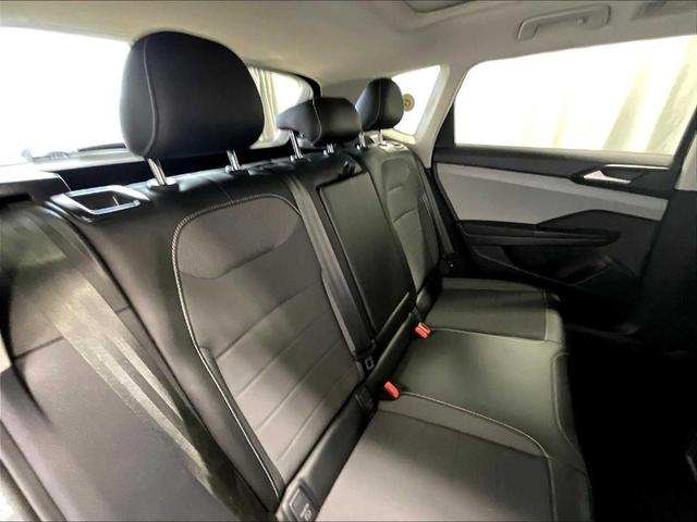 Photo of 2022 Deep Black Pearl Effect Volkswagen Taos