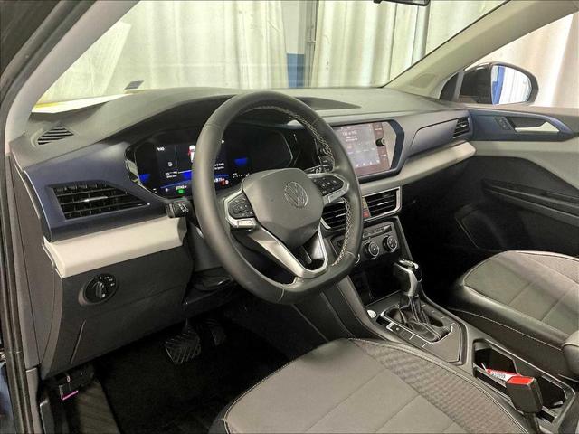 Photo of 2022 Deep Black Pearl Effect Volkswagen Taos