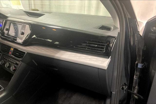 Photo of 2022 Deep Black Pearl Effect Volkswagen Taos