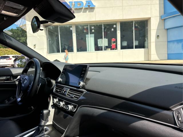 Photo of 2022 Platinum White Pearl Honda Accord
