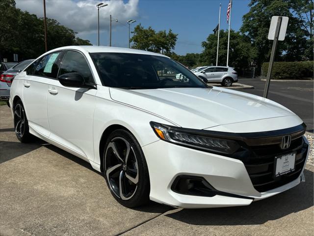 Photo of 2022 Platinum White Pearl Honda Accord