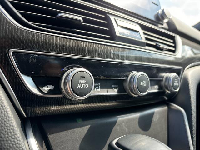 Photo of 2022 Platinum White Pearl Honda Accord