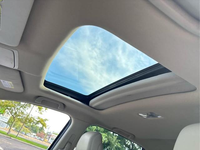 Photo of 2015 Kona Coffee Metallic Honda CR-V
