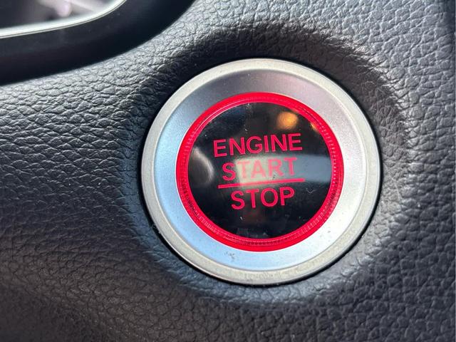 Photo of 2021 Platinum White Pearl Honda CR-V