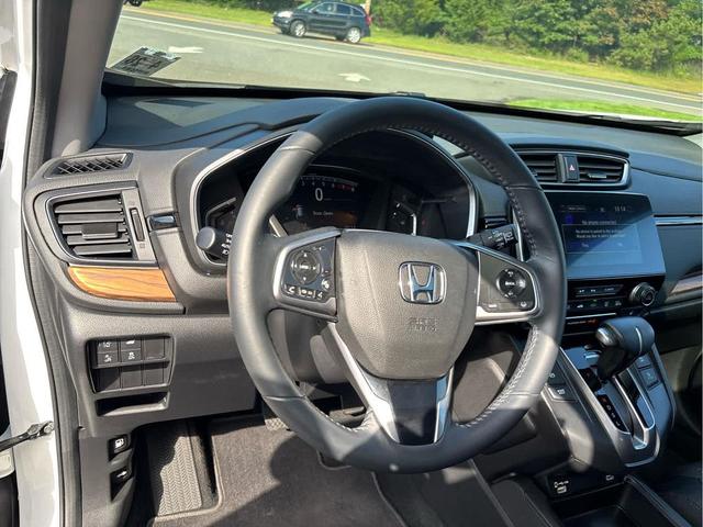 Photo of 2021 Platinum White Pearl Honda CR-V