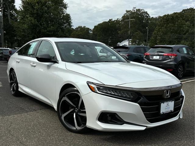 Photo of 2022 Platinum White Pearl Honda Accord