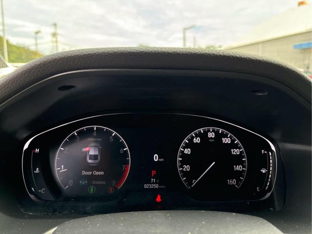 Photo of 2022 Platinum White Pearl Honda Accord