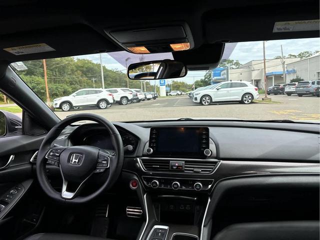 Photo of 2022 Platinum White Pearl Honda Accord